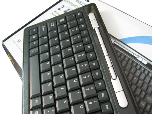 Bộ bàn phím chuột không dây Dell 8085