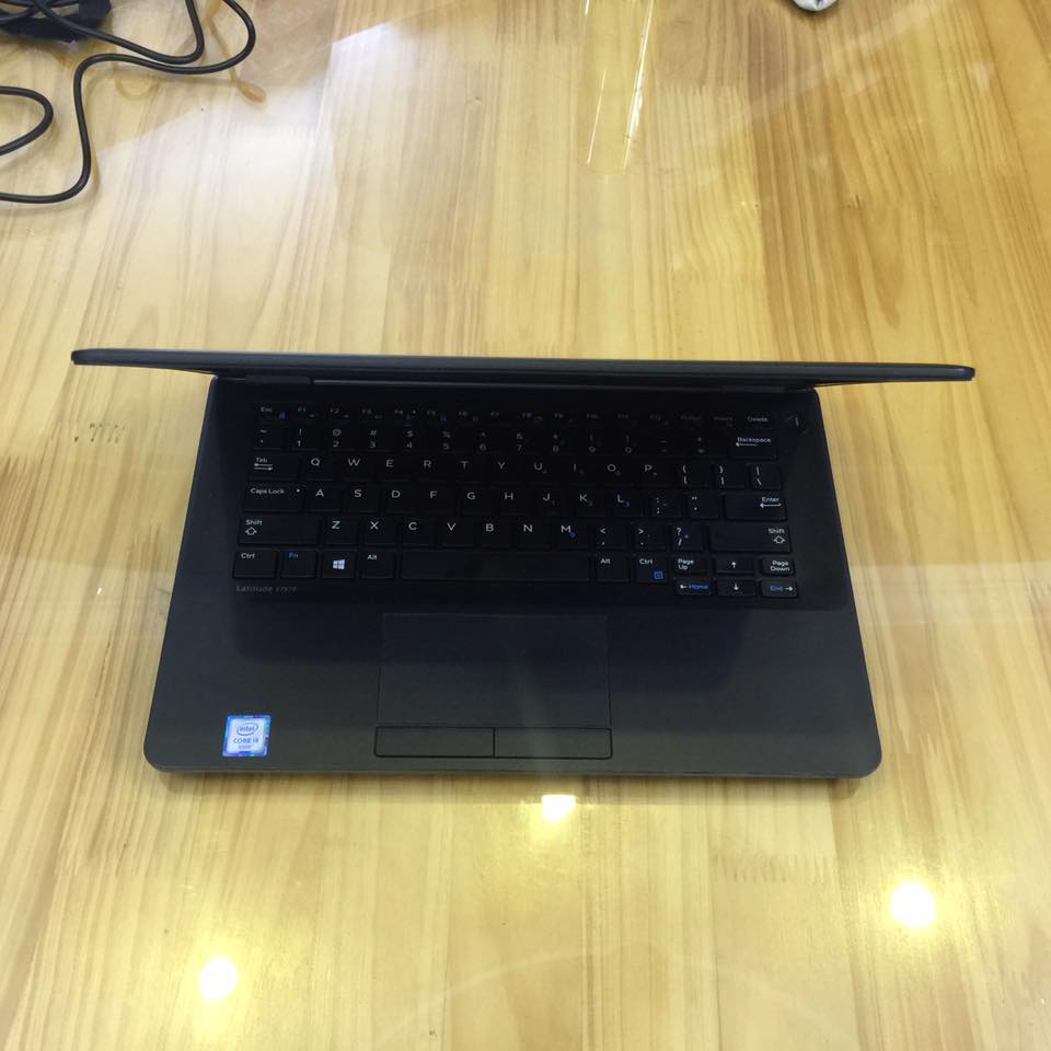 Laptop Dell Latitude E7270 Core i5 6300U Màn 12.5